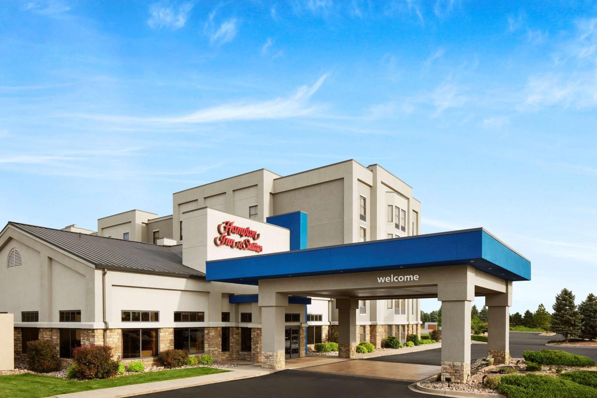 Hampton Inn & Suites Pueblo-Southgate Exterior photo